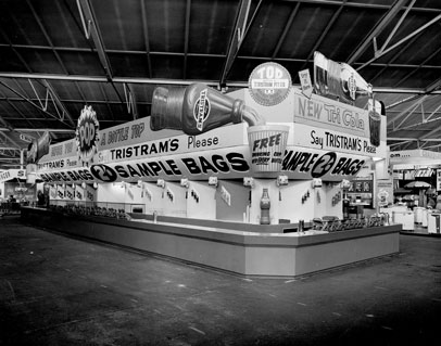 1950 | Tristram’s display Brisbane Exhibition